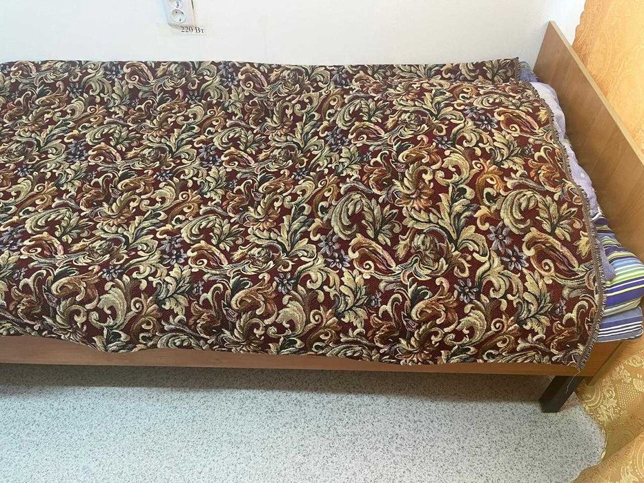 Продается помещение (1 этаж и подвал)