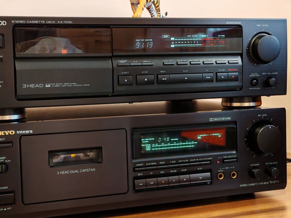 Onkyo Integra TA-6711. Deck de calibru. 3 head, cap serie. Preț fix !