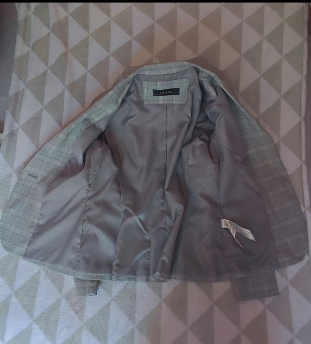 Sacou Zara masura 42 EUR/ 10 USA/32 MEX