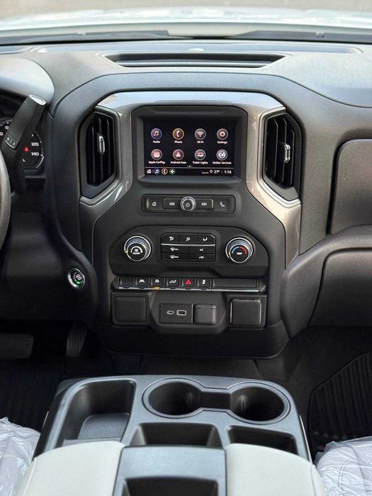 Sotuvda Chevrolet Silverado 4X4 avtomashinamiz