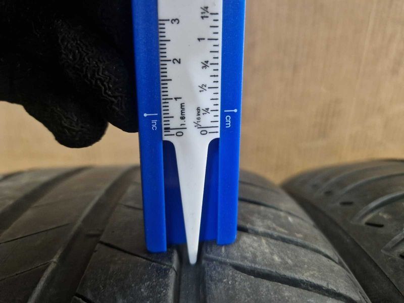 2 Bridgestone R19 245/40
летни гуми
DOT4020