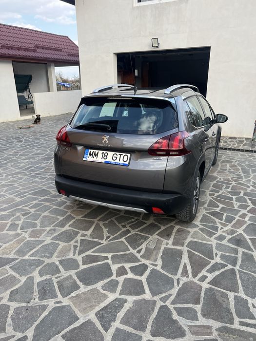 Peugeot 2008  Allure 1.6 Bluehdi 2016