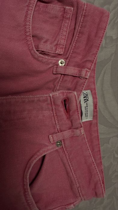 розовые джинсы Zara