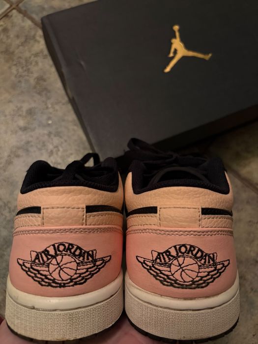 Jordan 1 Low Crimson Tint