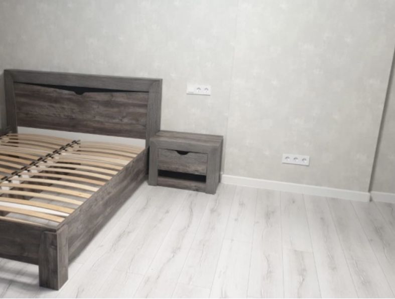 Продам спальный гарнитур