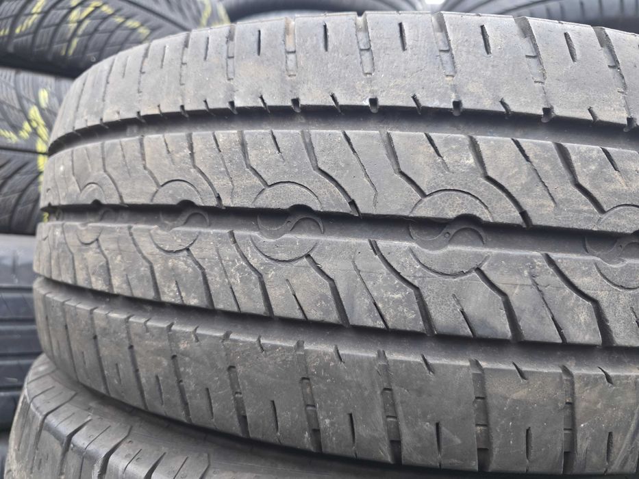 4бр Летни гуми 225 65 16 С - Semperit