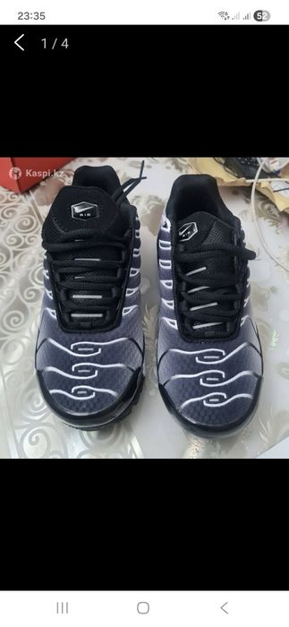 Продам кроссовки NIKE AIR MAX