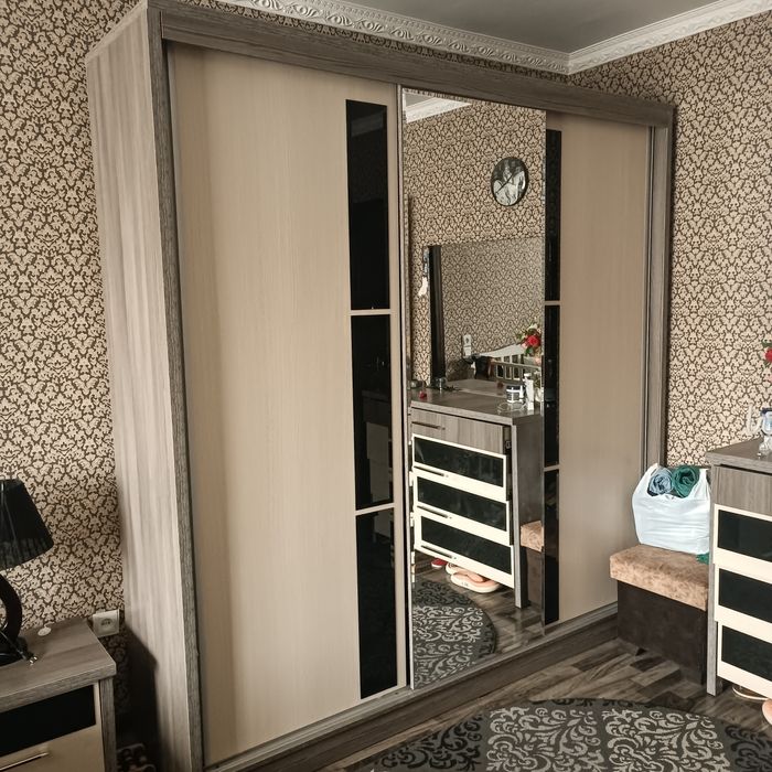 Продается Шкаф купе