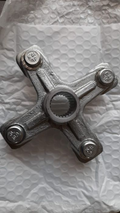 Butuc ax roata fuzeta atv Yamaha Raptor 350 660 700 YFZ 450 Warrior