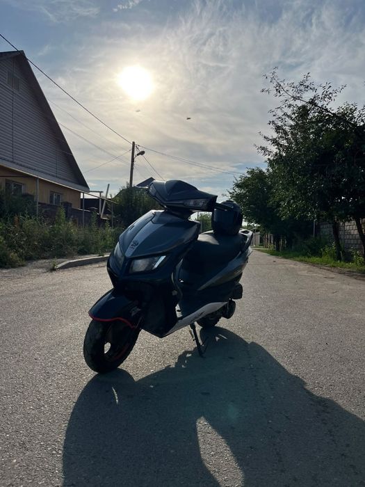 М8 LIYA 165cc Мопед