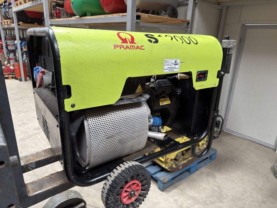 Generator de curent Pramac s12000 / 380v / motor Honda GX 630