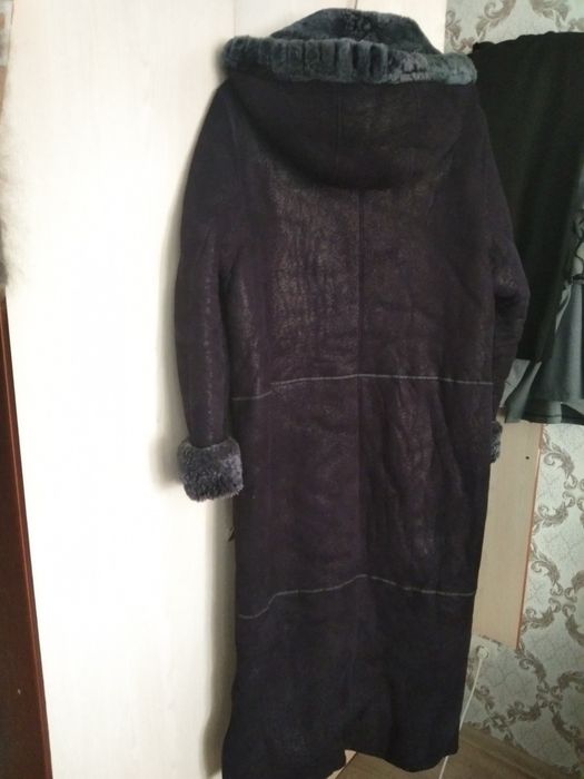 Женская верхняя одежда б/у