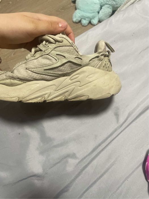 vand adidasi fila marime 36.5