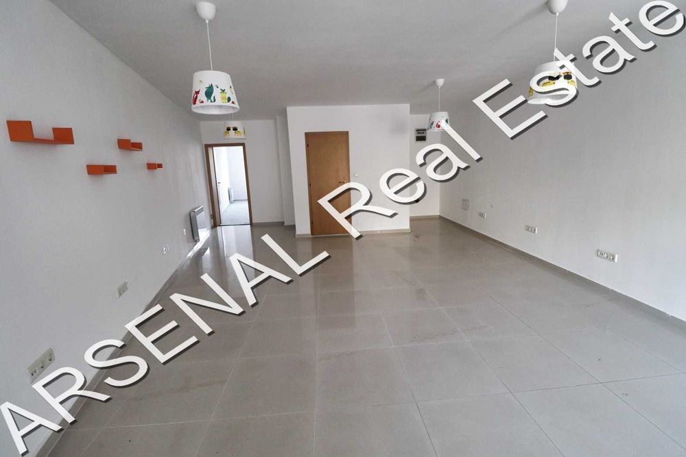 Дава се под наем Офис в София, Витоша - 80 кв.м за 500 € - Снимка #1