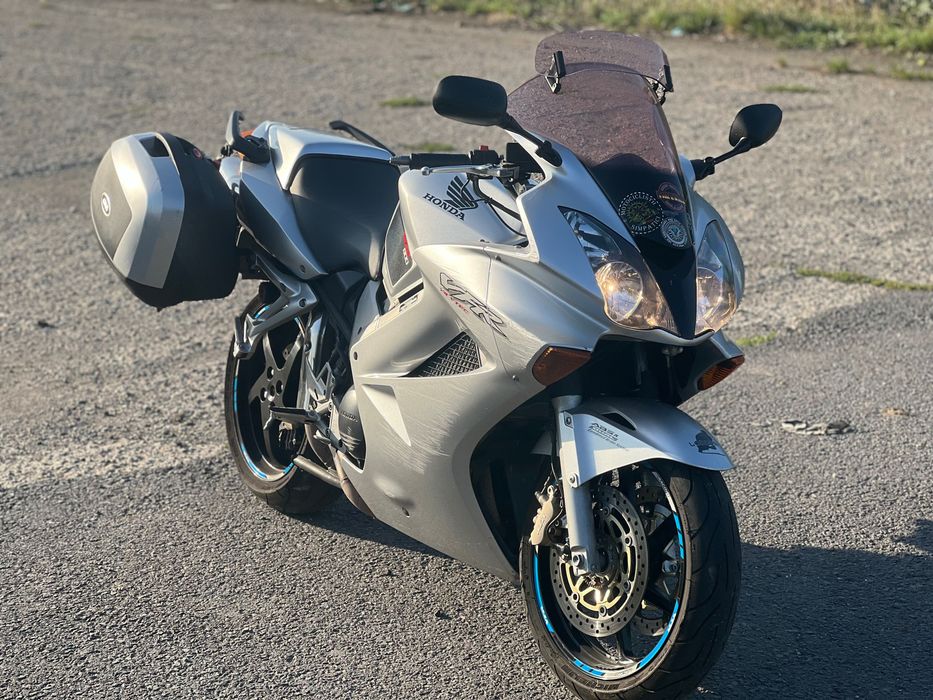 Honda Vfr800Vtec cu ABS