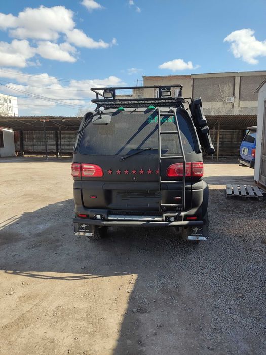 Митсубиси Делика