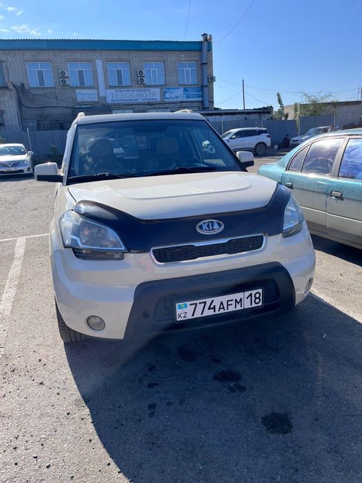 продам  машину KIA SOUL