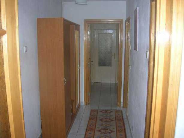 Inchiriez apartament 2 camere