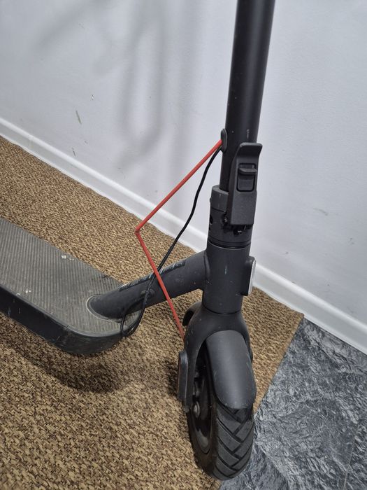 Trotineta electrica Xiaomi 4 pro