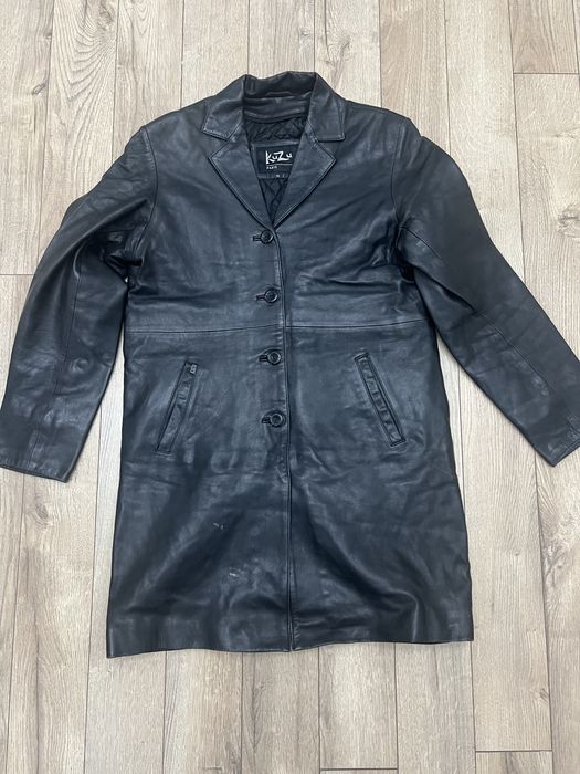 Коженная куртка, сюртку