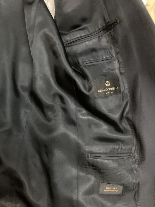 Kostyum pidjak sotiladi