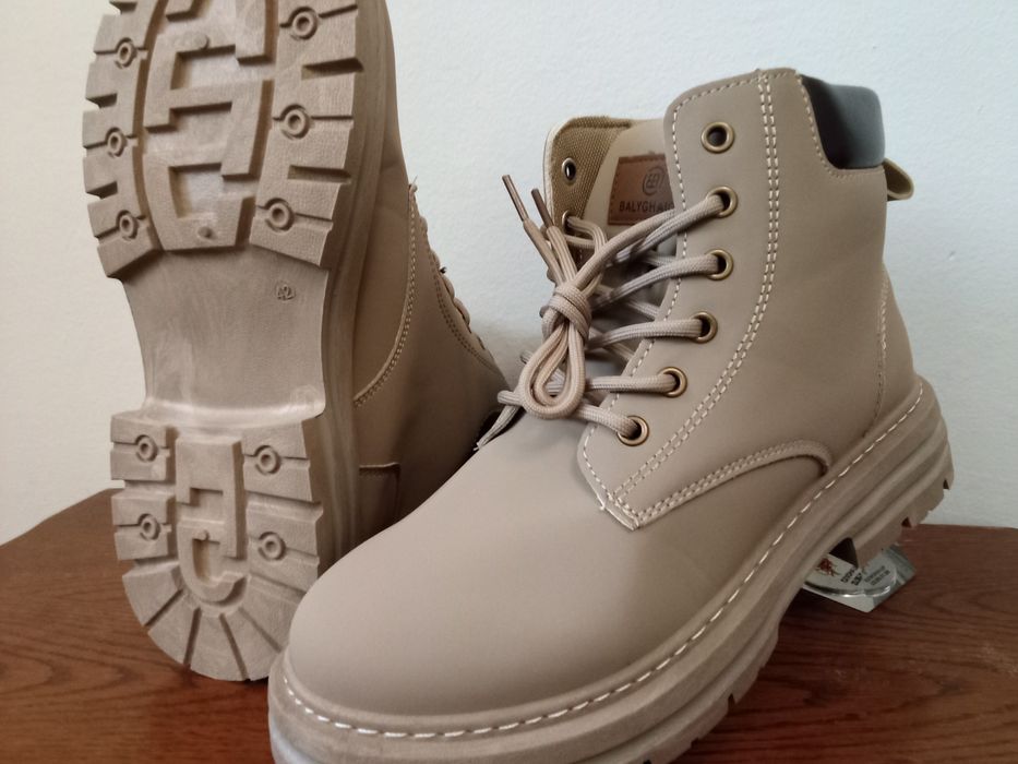 Мъжки зимни обувки (боти) n.42.