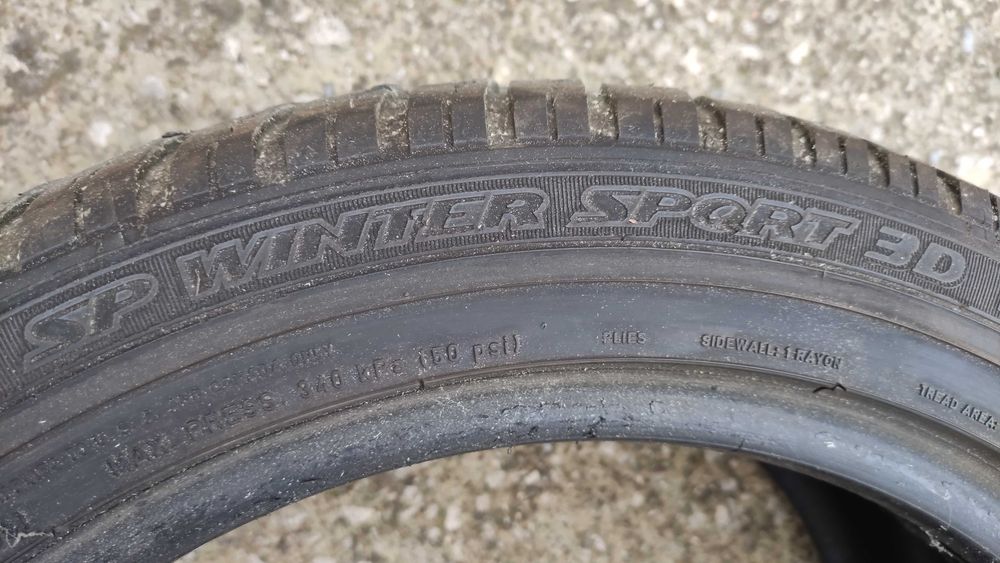 Зимни гуми Dunlop 245/45 R17