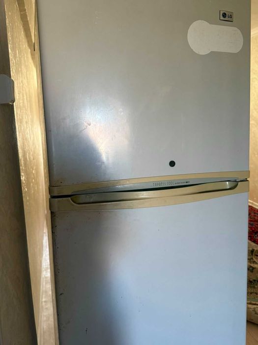 срочно продам холодильник