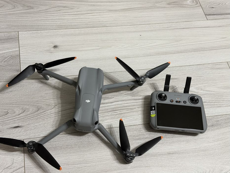 DJI AIR 3 Fly more combo