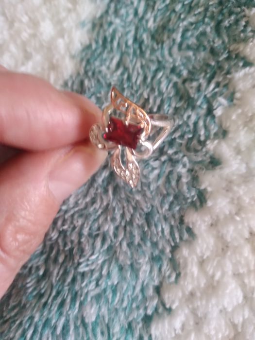 Кольцо в подарок