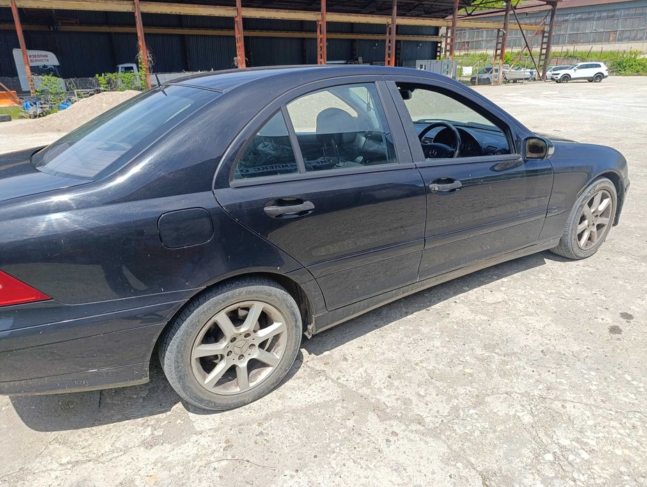 Mercedes W203 C180 Compressor 143к.с. facelift На Части