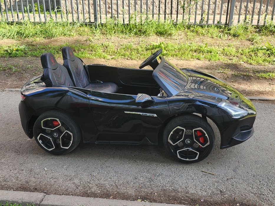 Детский электромобиль Maserati MC20