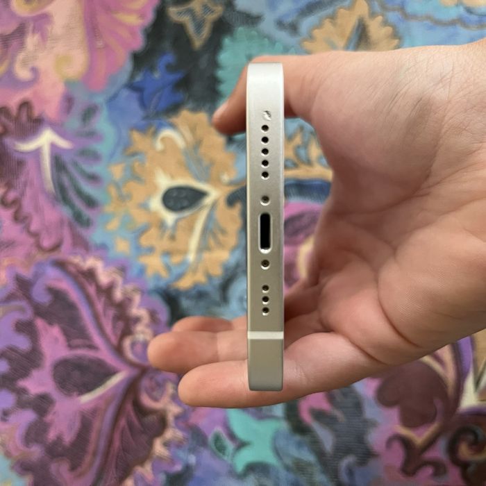 Iphone 12 64gb. Запазен