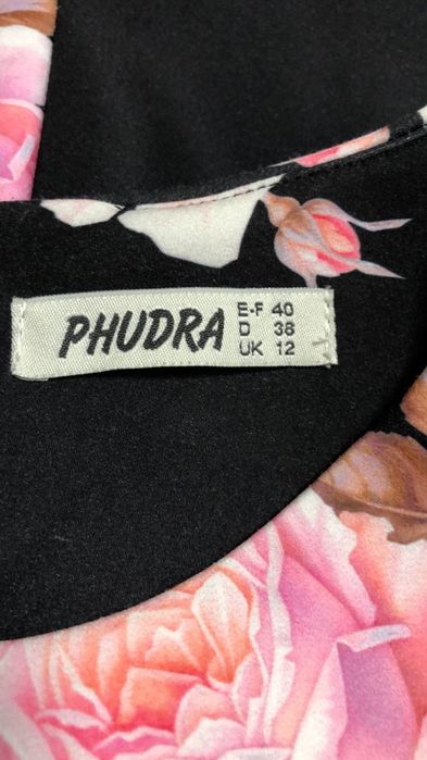 Платье продается