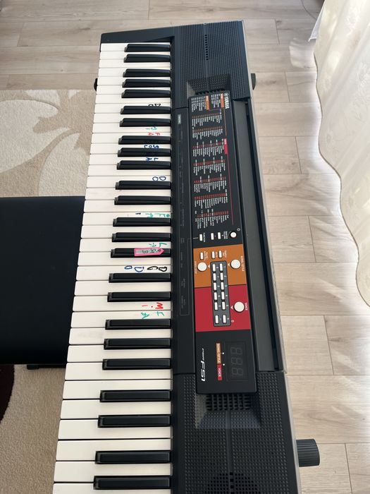 Orga Yamaha PSR-F51