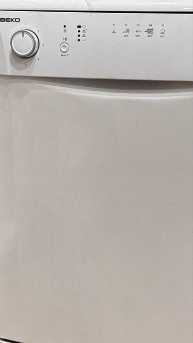 Продам посудомоечную машину