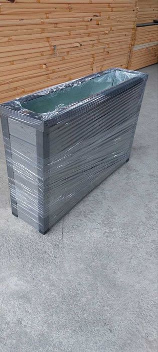 Кашпо для цветов из ДПК