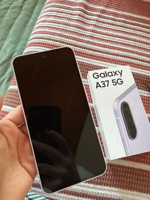 Samsung A37 лилав