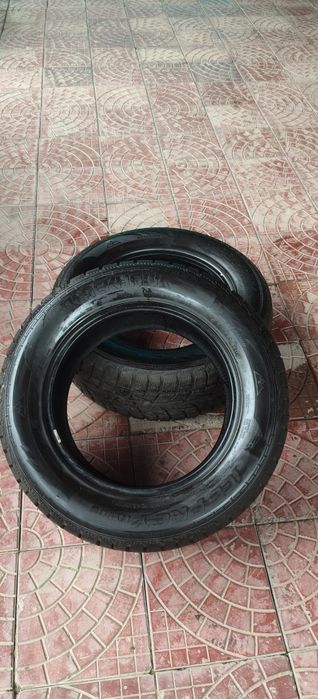 Зимние шины  265/60R18