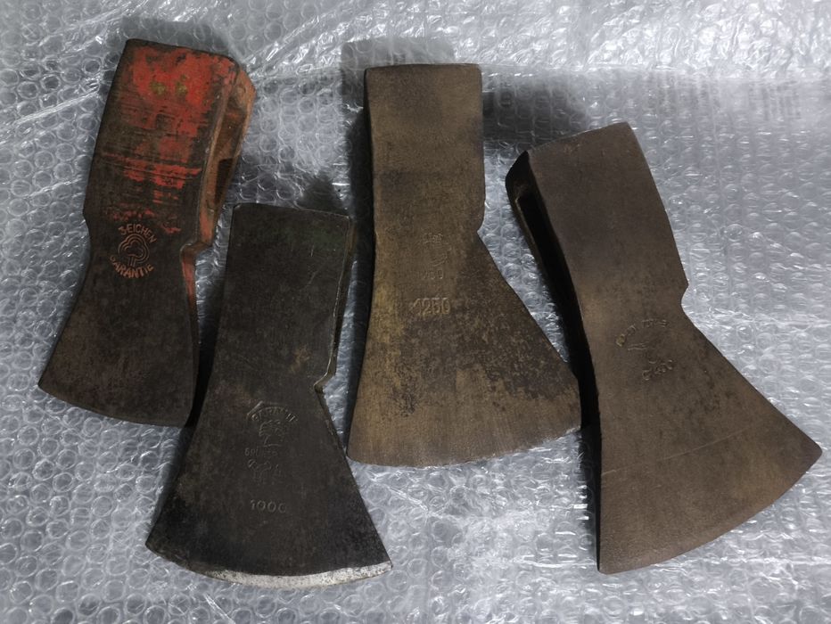 Топори ( брадви )