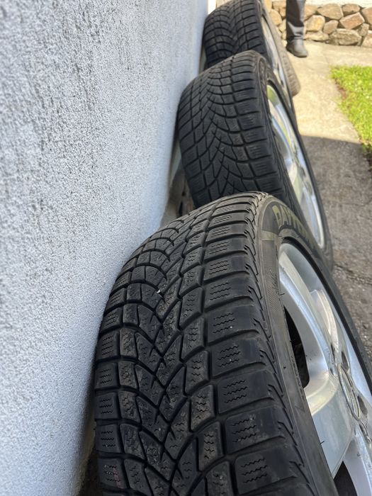 Алуминиеви джанти със зимни гуми за Мерцедес Б200 СДИ, дизел, автомат