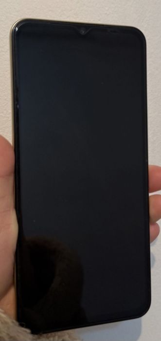 VIVA Y35 в оригенали