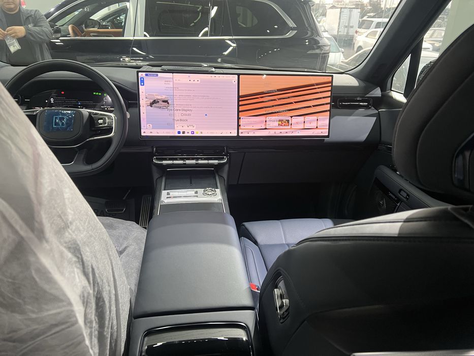 Zeekr 9X eng full pozitsia nalichi