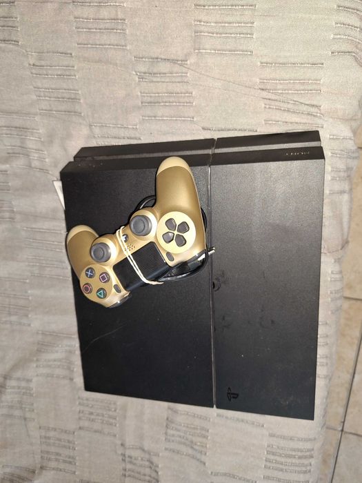 Play Station 4 1 TB