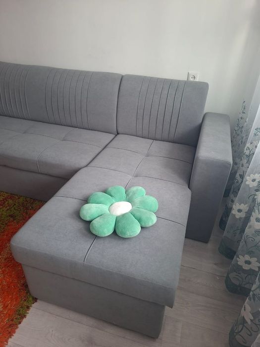 Диван в подарок тюль