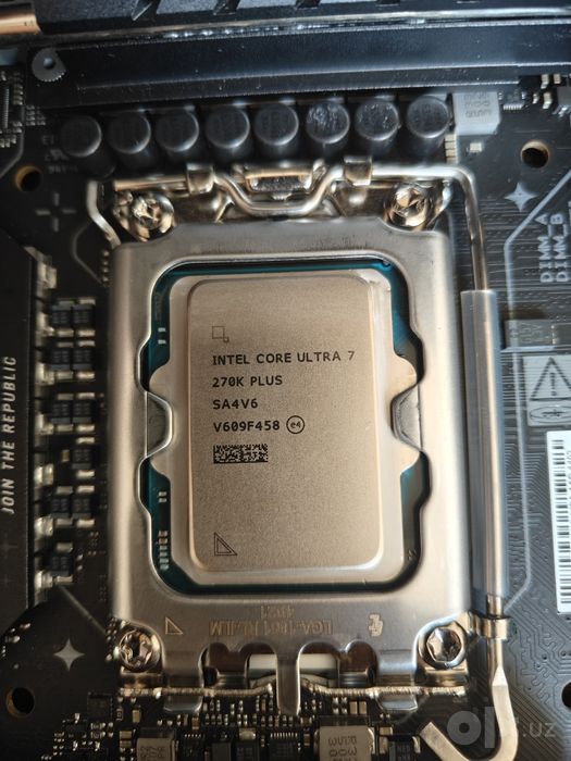 Core Ultra 7 270k + Asus ROG Strix B860-i Gaming Wifi