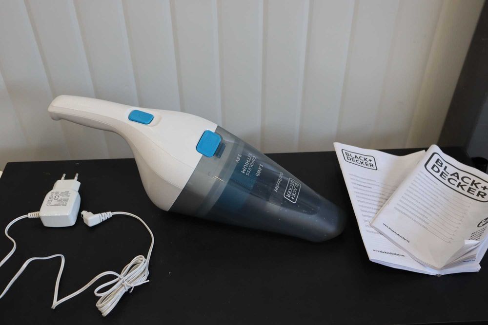 BLACK+DECKER dustbuster 3.6V безжична ръчна прахосмукачка, NVC115JL-QW