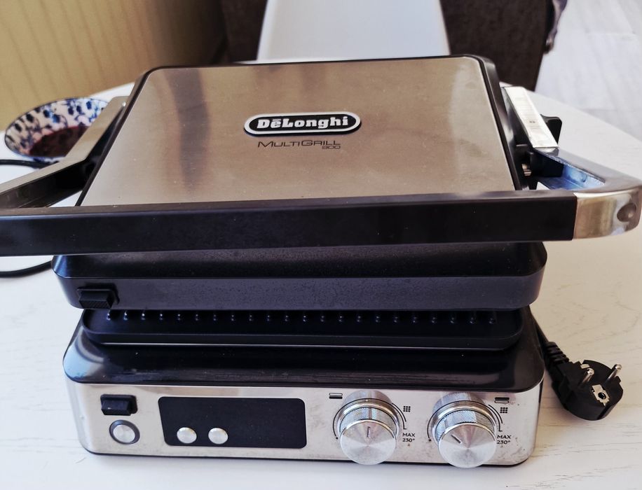 Электрогриль DeLonghi