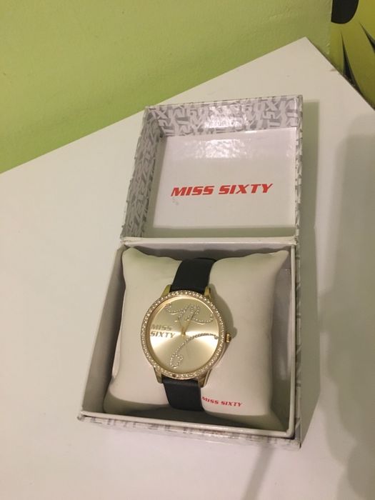 Дамски часовник MISS SIXTY