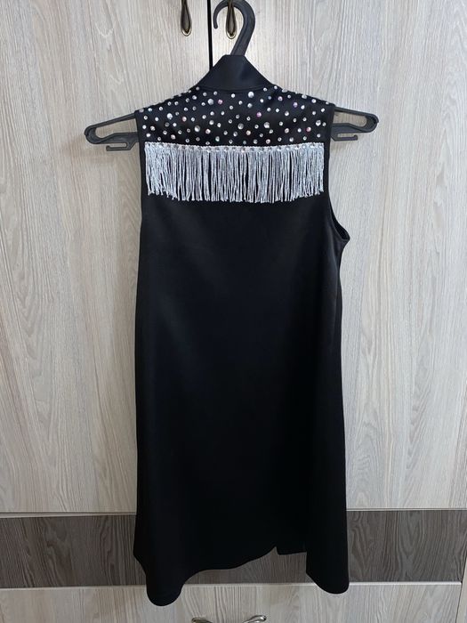 Продам костюмы